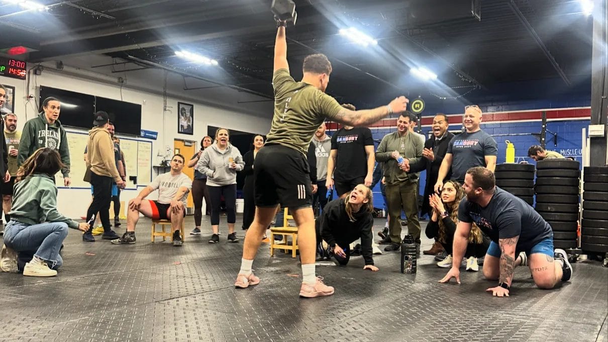 Memebrs supporting each other on training at CrossFit Danbury